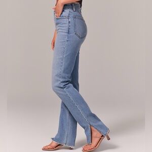 Abercrombie & Fitch Light With Vent Hem '90s Straight Ultra High Rise Jeans 25